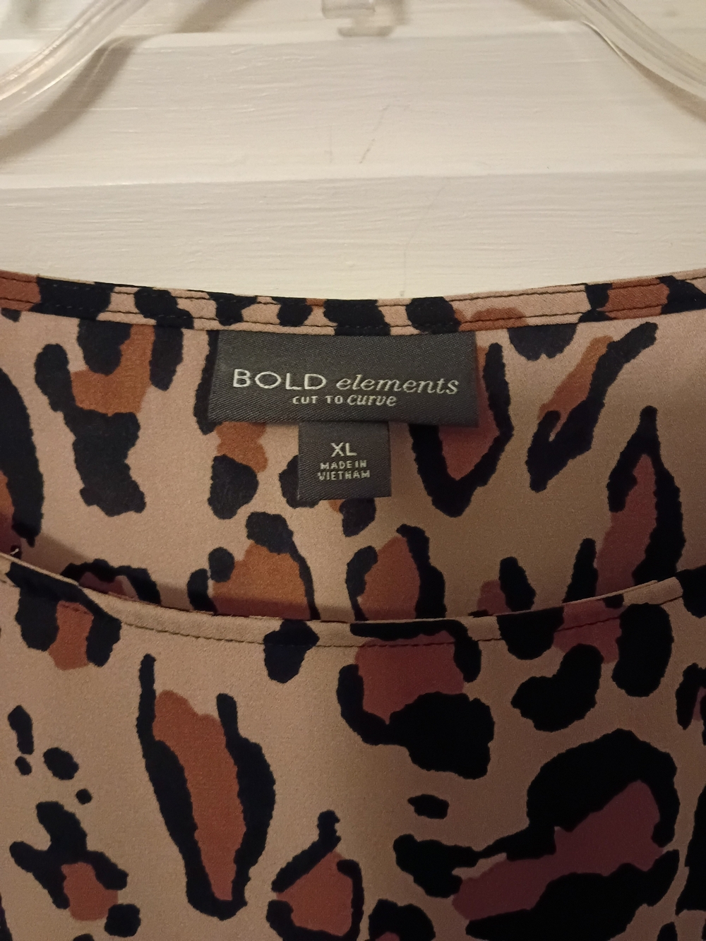 BOLD elements Leopard Cold-Shoulder Ruffle Top - Brown & Black - Picture 3 of 6